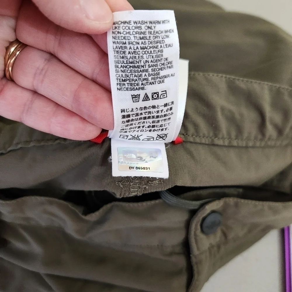 The North Face Mens Stow Pocket Casual Lightweight Cargo Shorts, sz XXL